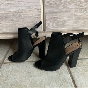 Aldo black peep-toe heel